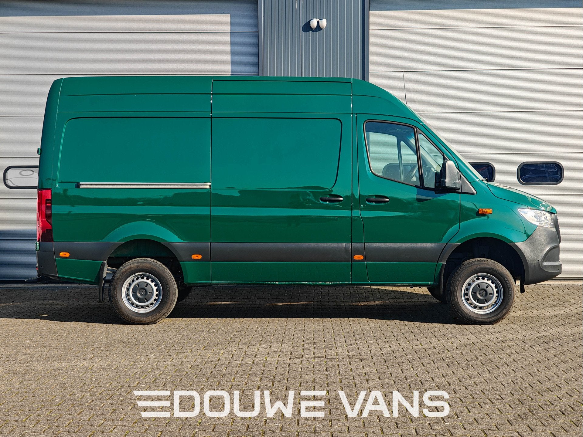 Mercedes-Benz Sprinter 316 L2H2 Automaat 4x4 Trekhaak Camera, Automaat, Stof, Gebruikt, 4 cilinders