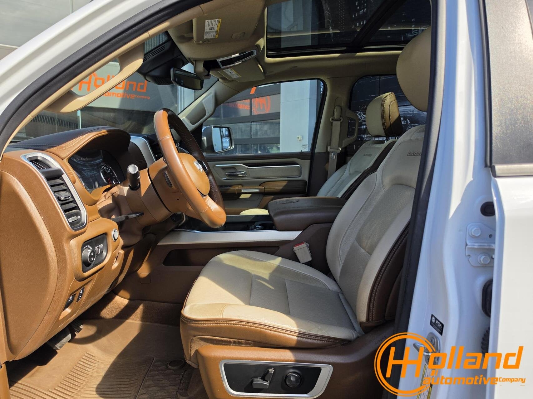 Dodge Ram 1500 4X4 5.7 V8 Crew Cab Laramie| MARGE! |VOL OPTI, Automaat, 4 deurs, Gebruikt, 8 cilinders