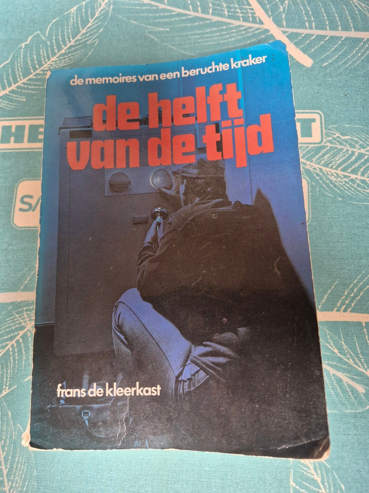 de helft van de tijd, Boeken, Ophalen