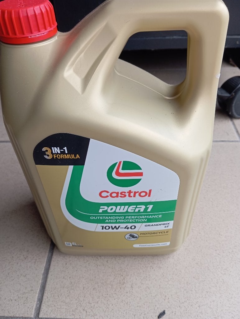 Castrol Power 10W 40  ( 4 liter nieuw ), Motoren, Accessoires | Onderhoudsmiddelen, Ophalen
