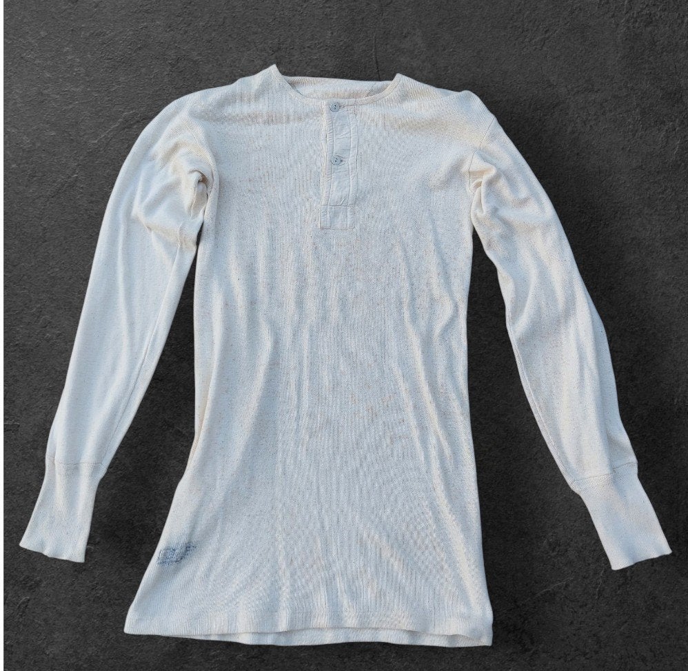 Chemise DDR NVA Henley — Gilet militaire vintage (taille M/L, Enlèvement ou Envoi