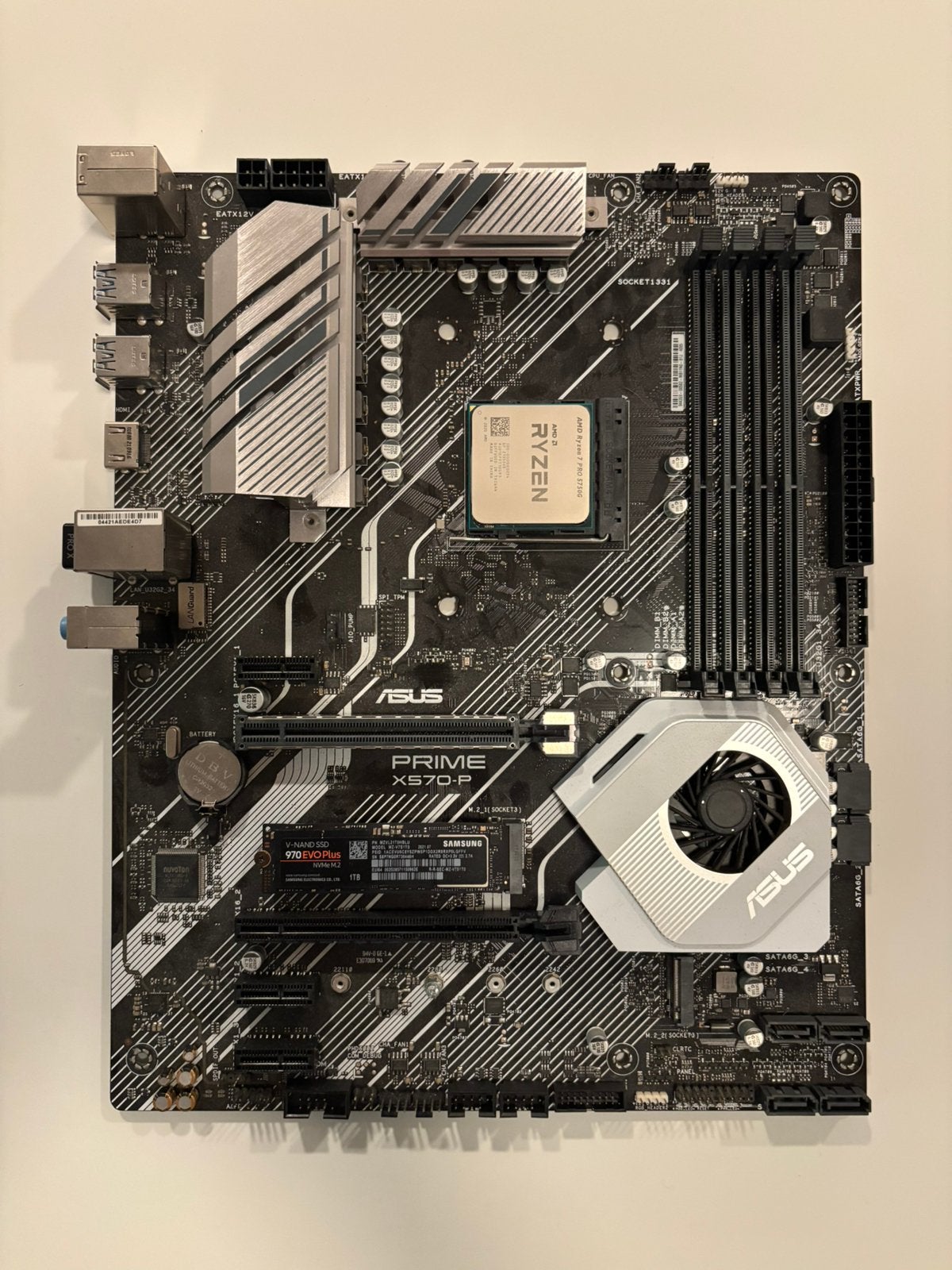 ASUS AM4 X570-P PRIME, Computers en Software, Moederborden, Ophalen of Verzenden, Gebruikt, AMD, DDR4