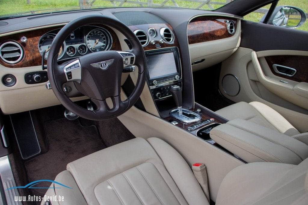 Bentley Continental GT 6.0 W12 4WD / 1 EIGENAAR / HISTORIEK, Auto's, Automaat, Beige, 12 cilinders, Continental