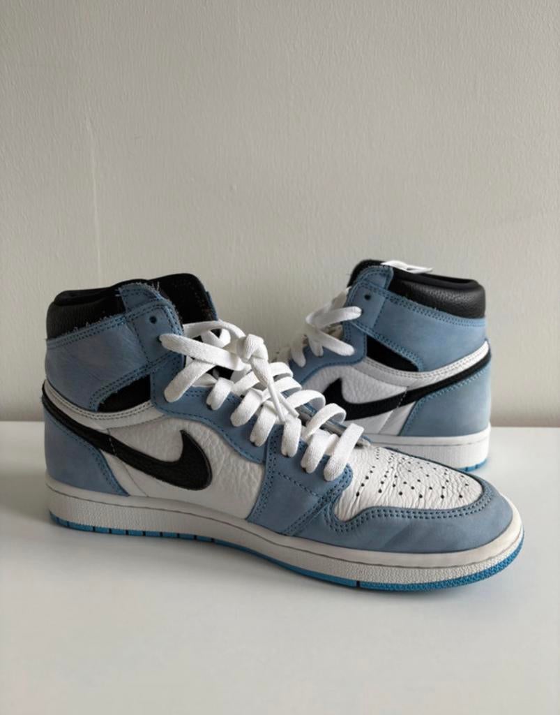 Jordan 1, Ophalen, Blauw, Sneakers, Gedragen