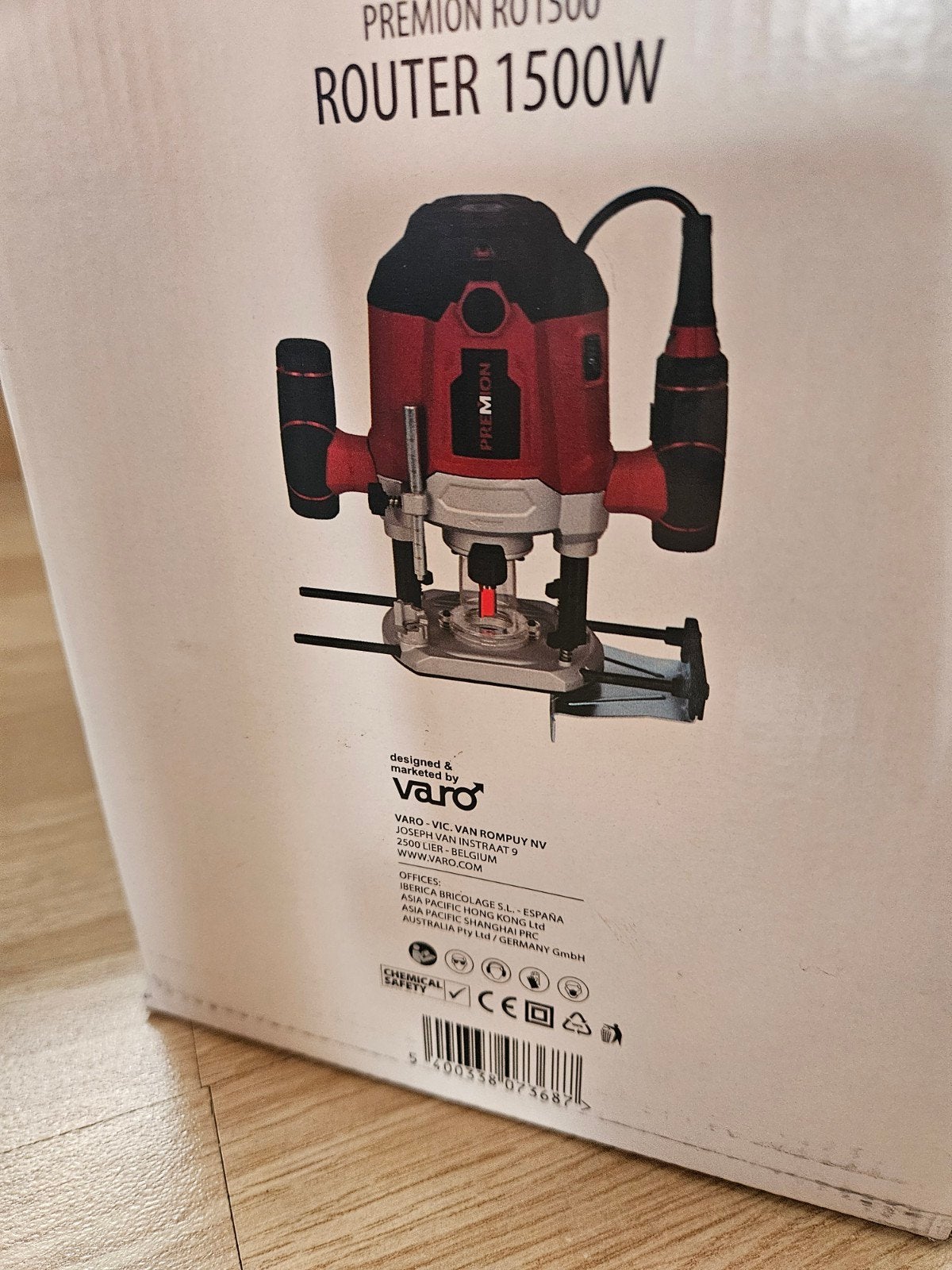 Routeur 1500w Premion Comprend des accessoires, Bricolage & Construction, Enlèvement, Routeur