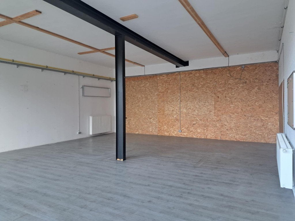 Maagazijn 80 m² te huur in Genk, Hasseltweg, Genk