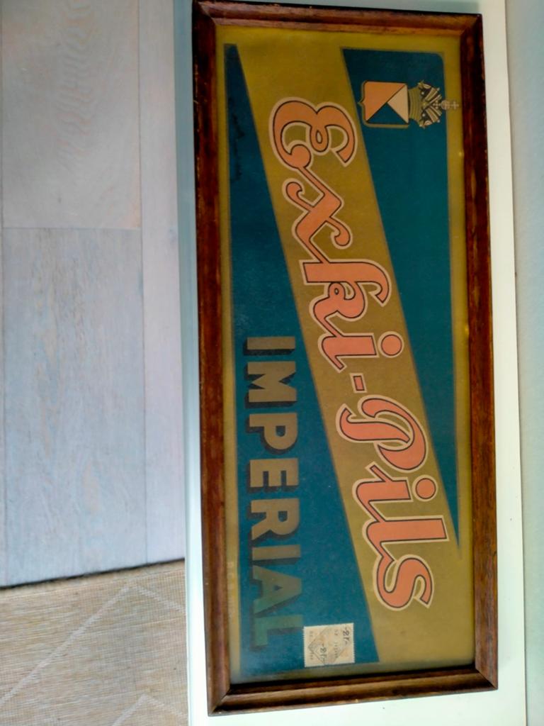 EXKI PILS IMPERIAL 50X25 Années 1956 Bruxelles, Collections, Marques de bière, Enlèvement