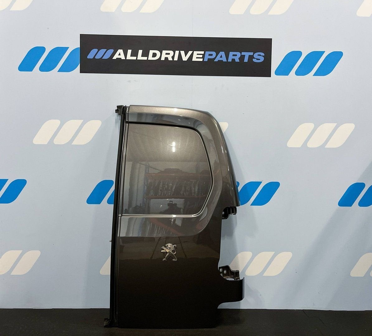 Porte arrière arrière droite Peugeot Partner 9820436780, -, Utilisé, Porte, -