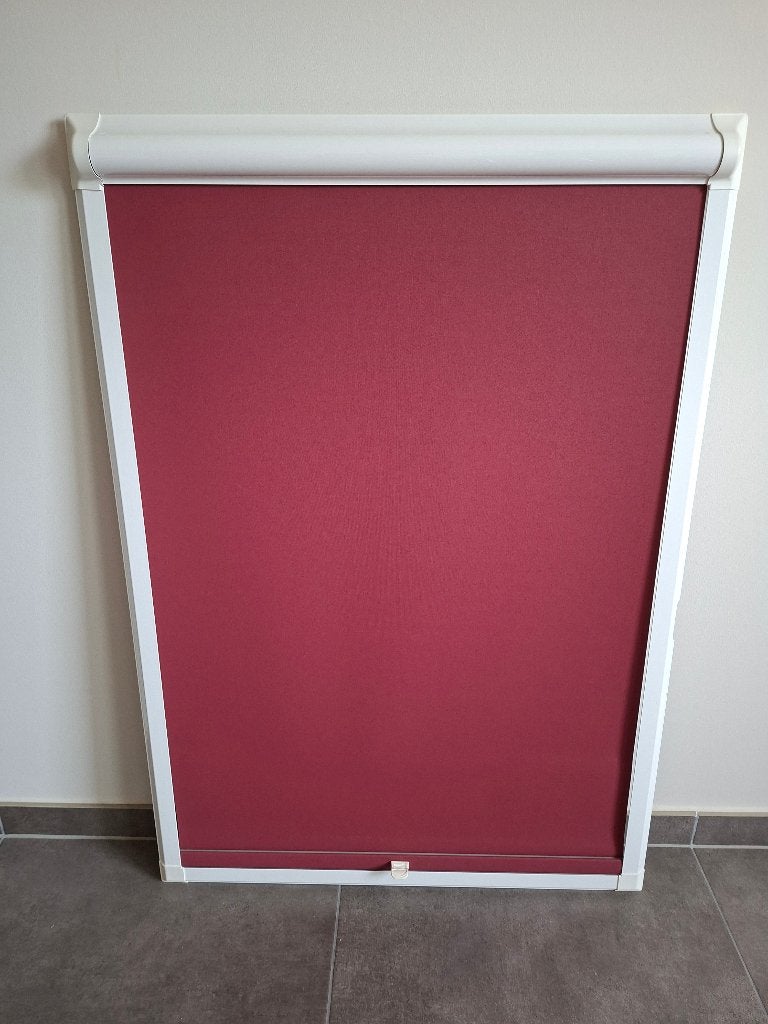 2x cassette rolgordijn donkerrood - 79cm breed x 113cm hoog, Maison & Meubles, Ameublement | Rideaux & Stores à lamelles, Enlèvement