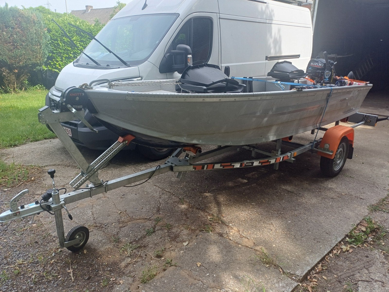 roofvisboot, Ophalen, Aluminium