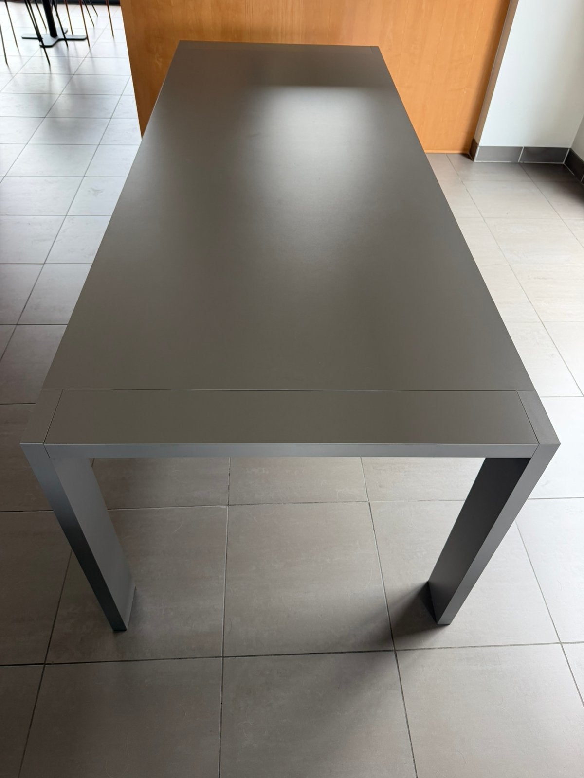 Grijze eettafel, Huis en Inrichting, Ophalen, Gebruikt, 200 cm of meer, 50 tot 100 cm
