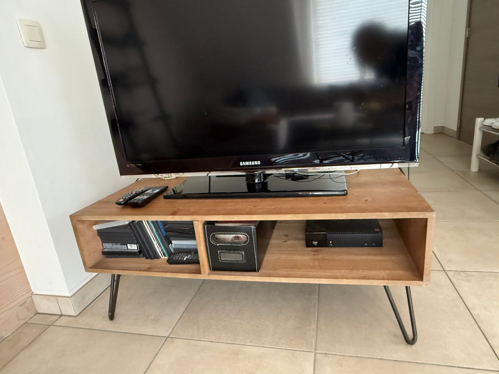 Industrieel televisiemeubel in hout, Moins de 100 cm, 100 à 150 cm, Enlèvement, Utilisé