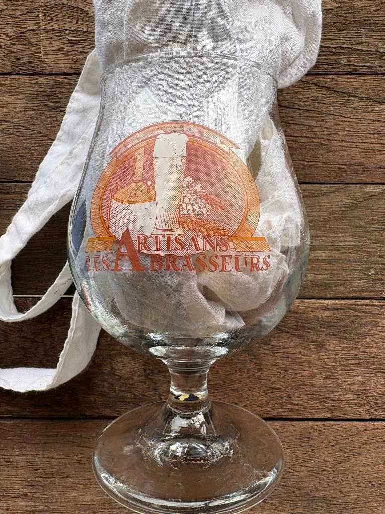 Les Artisans Brasseurs, Collections, Marques de bière, Utilisé, Verre ou Verres, Autres marques, Enlèvement ou Envoi