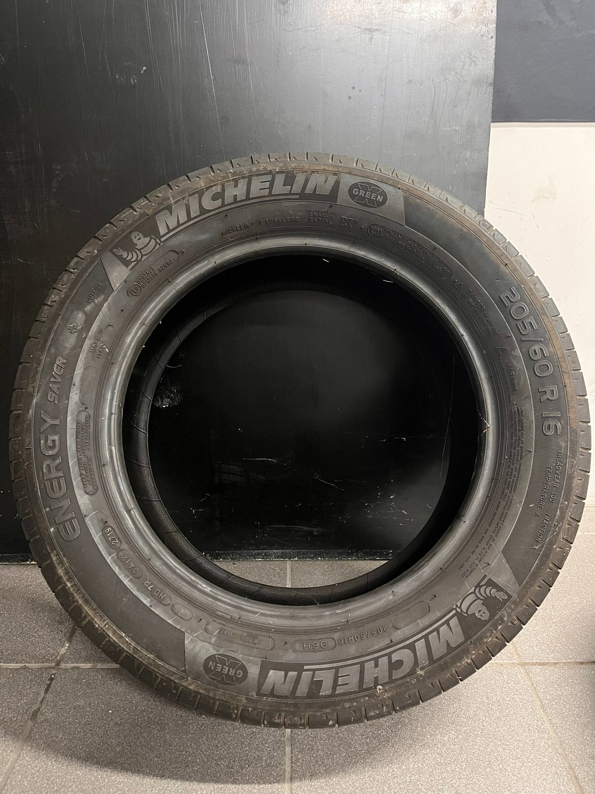 Michelin 205/60/16, Ophalen, Band(en)