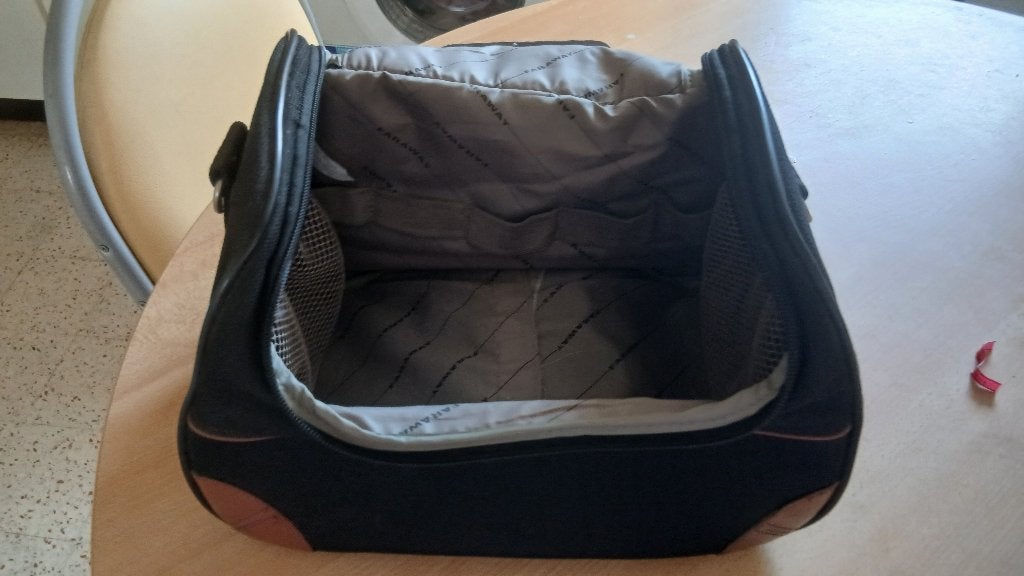 Beautycase plus kleine reiskoffer, Ophalen, Zo goed als nieuw, Zwart, Softcase