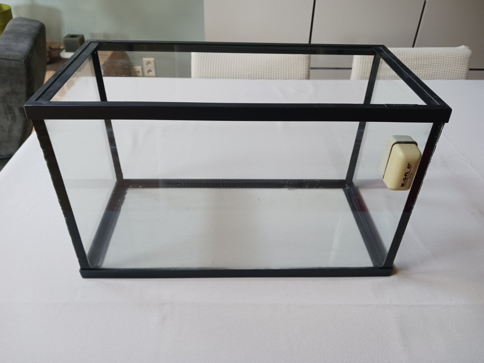 Aquarium 50x25x30 cm en steentjes en glasmagneet., Ophalen, Gebruikt