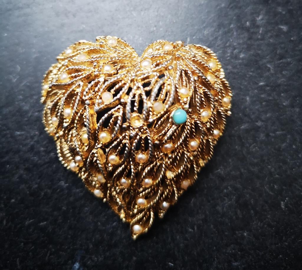 Broche 4 cm x 4.5 cm, Ophalen of Verzenden