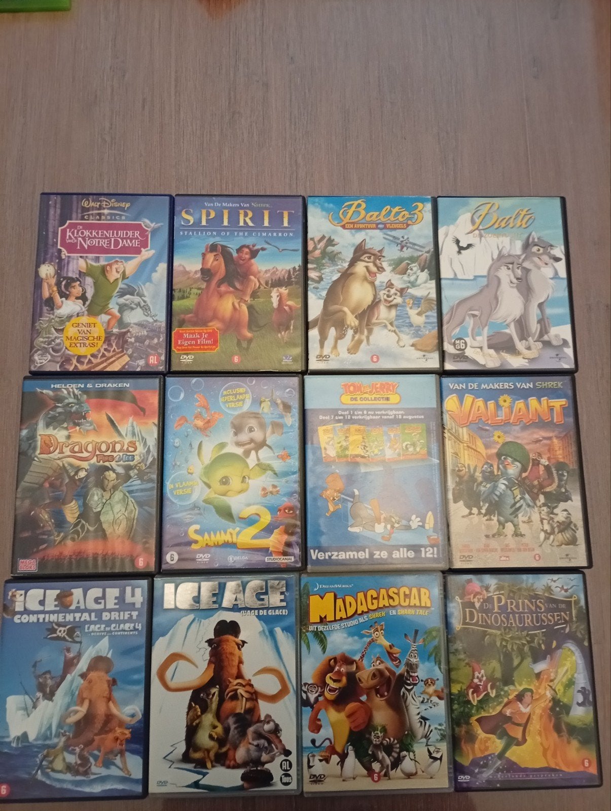 lot van Dysney en tekenfilms. (CD), Ophalen