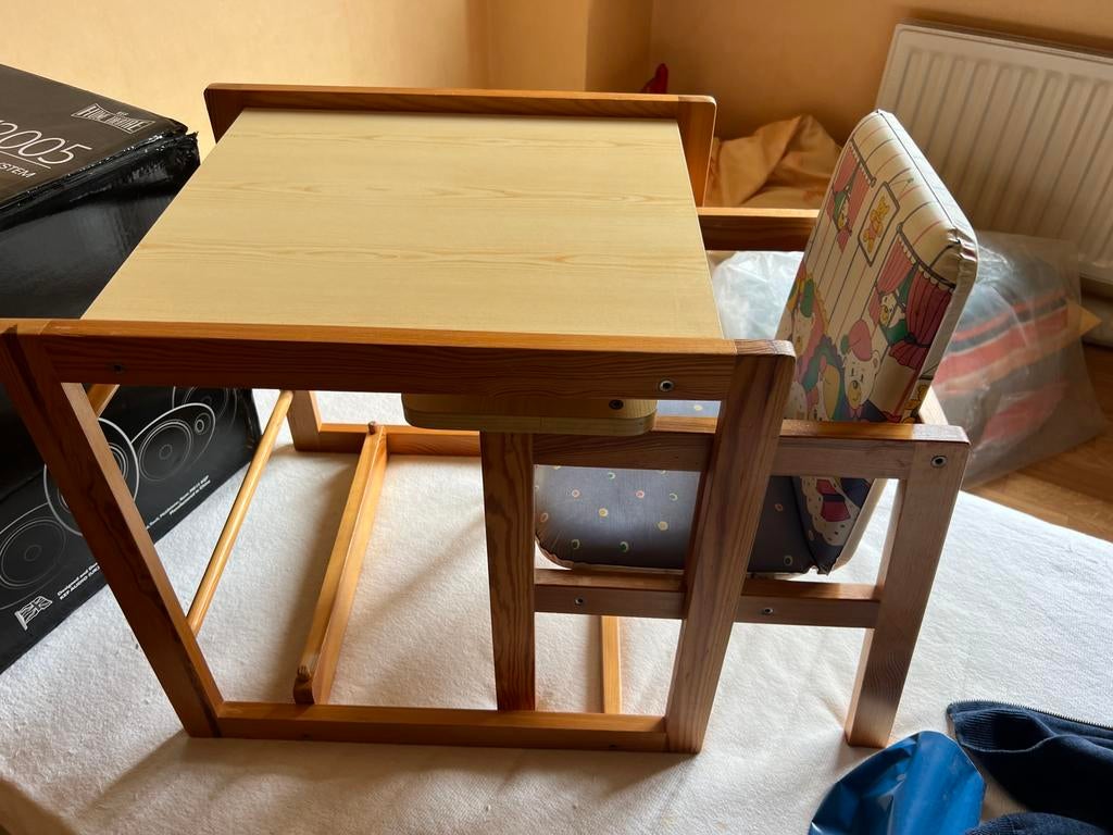 Vintage kinderstoeltje met tafeltje ‘70 - ‘80, Antiek en Kunst, Ophalen