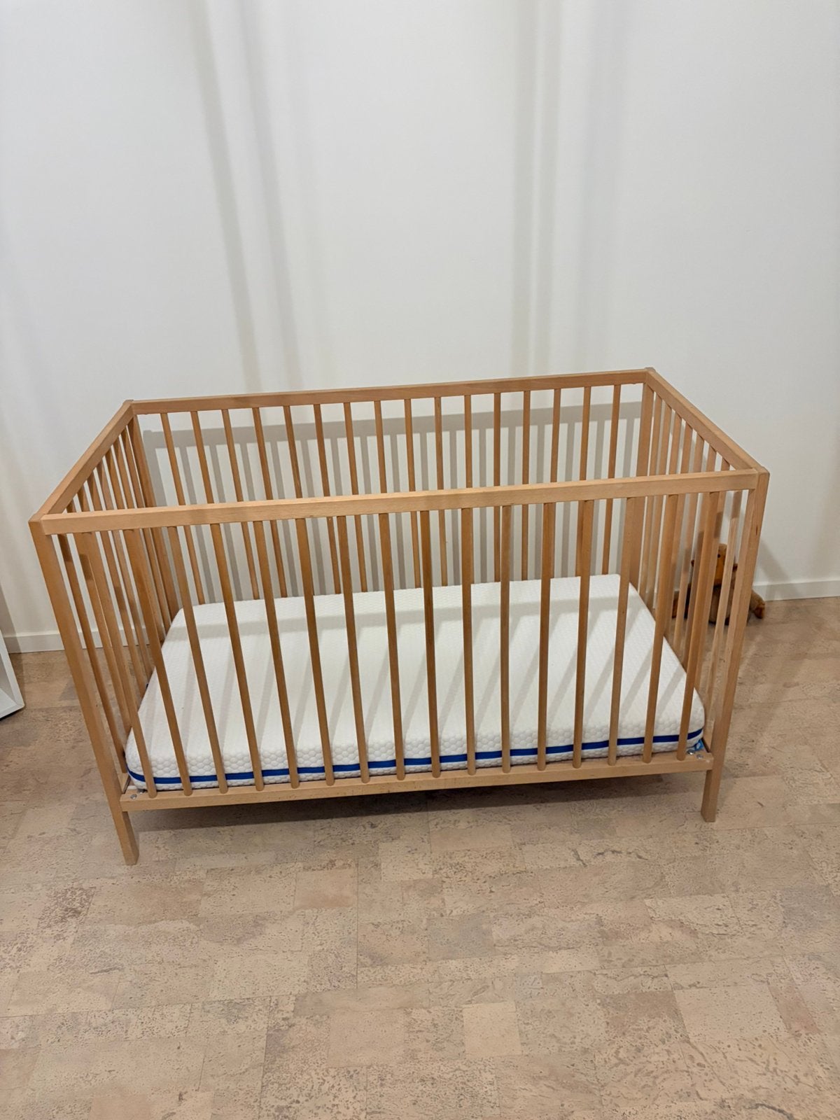 Babybedje 120x60cm met aerosleep matras, Ophalen, Zo goed als nieuw