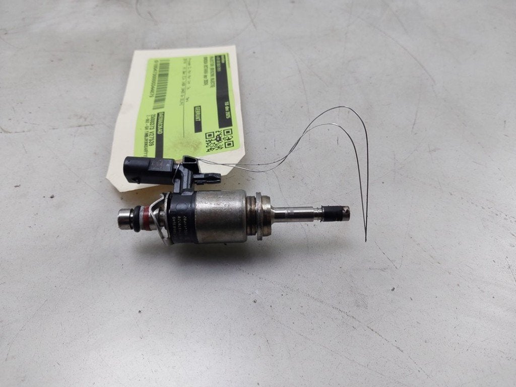 INJECTOR BRANDSTOF Skoda Octavia Combi (NXAC) (01-2019/-), Gebruikt, Skoda, Lisa.Scalzo@aptiv.com, Aptiv PLC