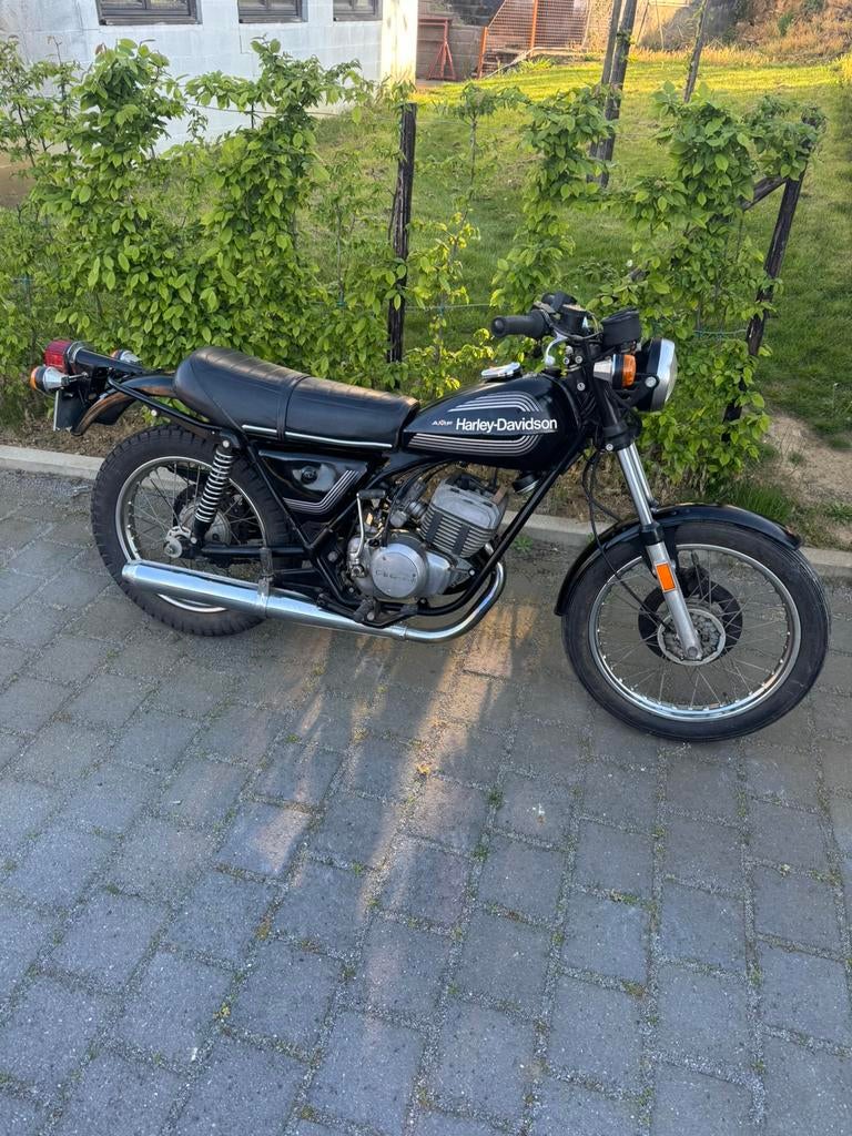 Aermacchi SST 250, Motos, Particulier, 12 à 35 kW, Autre, 1 cylindre