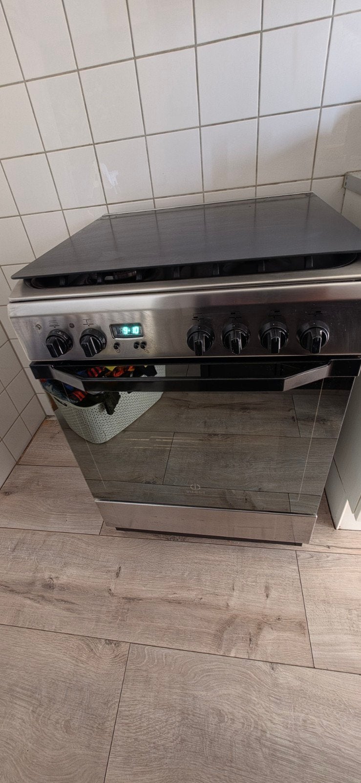 Indesit gasfornuis met elektrische oven, Elektronische apparatuur, Ophalen, Gas, 4 kookzones