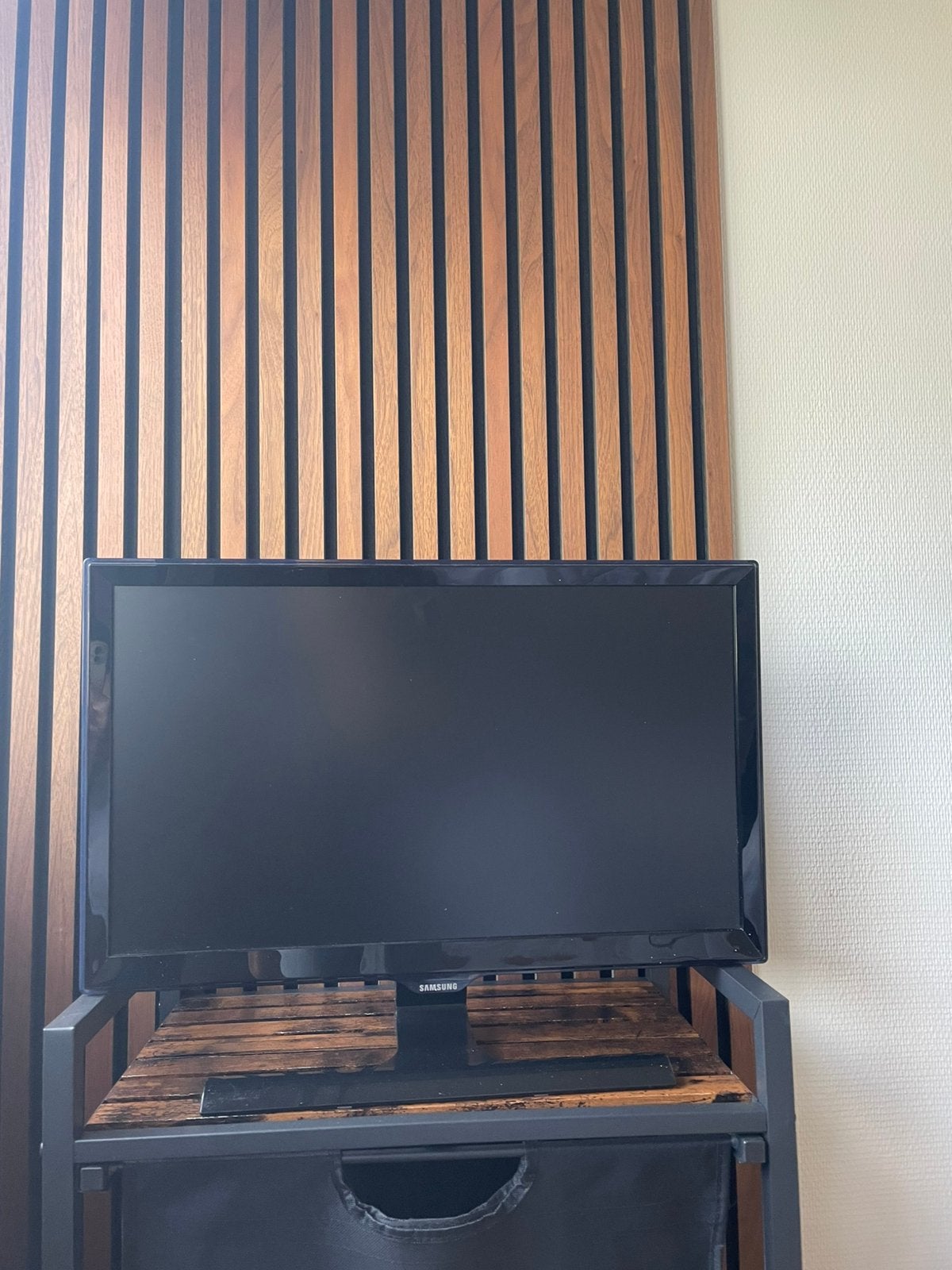 Samsung tv 21,5 inch, TV, Hi-fi & Vidéo, Télévisions, LED, 50 Hz, Comme neuf, Enlèvement