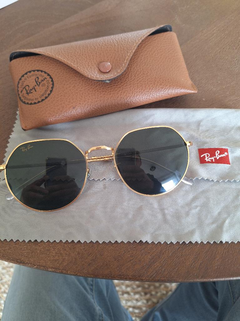 RayBan zonnenbril, Autres couleurs, Comme neuf, Enlèvement, Ray-Ban
