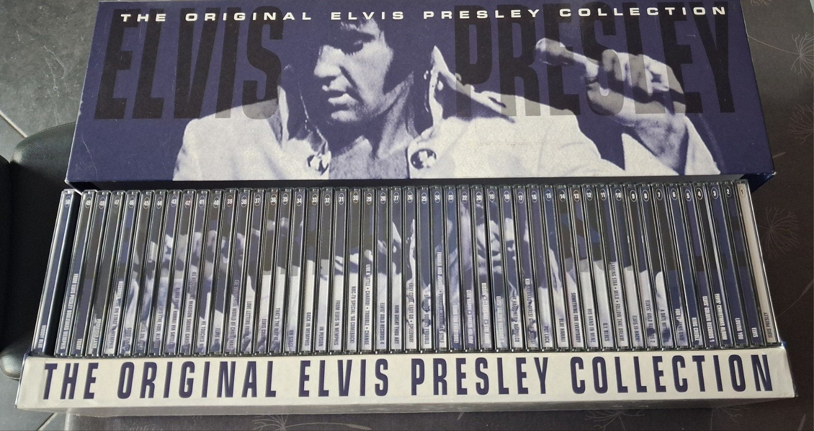 Original collection cd box 50 cd's,  Elvis Presley., Ophalen