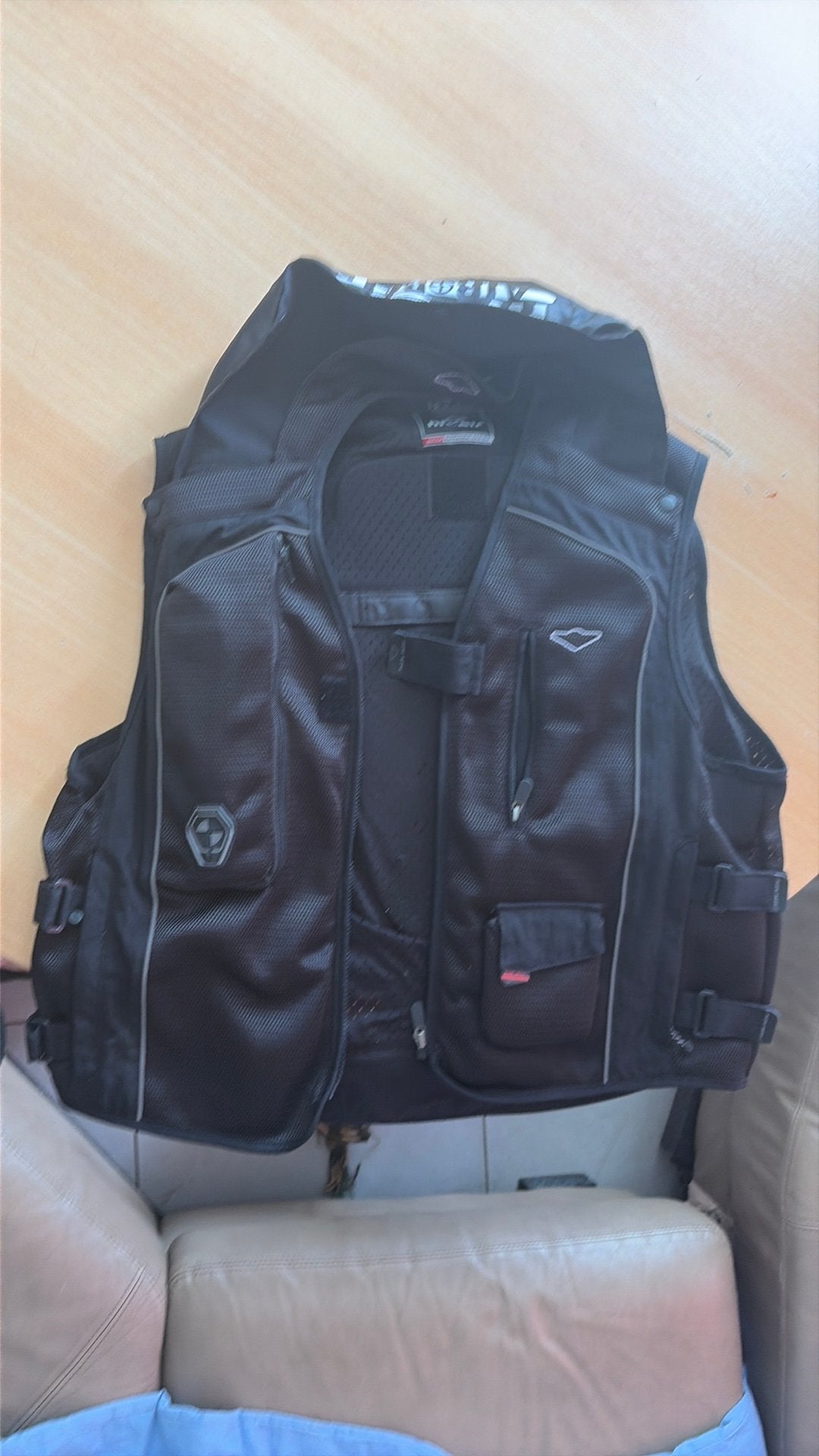 Hit-Air Airbagvest / Airbagjas voor motor – Zwart, Kleding | Heren, Bodywarmers, Ophalen, Gedragen, Zwart