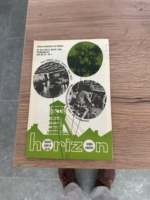 Horizon 1971 nr 4 blad tweemaandelijks Pauselijk, Verzamelen, Religie, Ophalen of Verzenden, Zo goed als nieuw, Overige typen