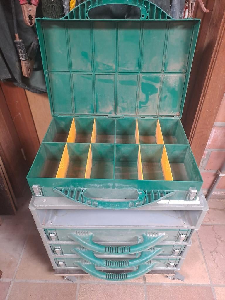 Macc sorteer  koffers, Ophalen