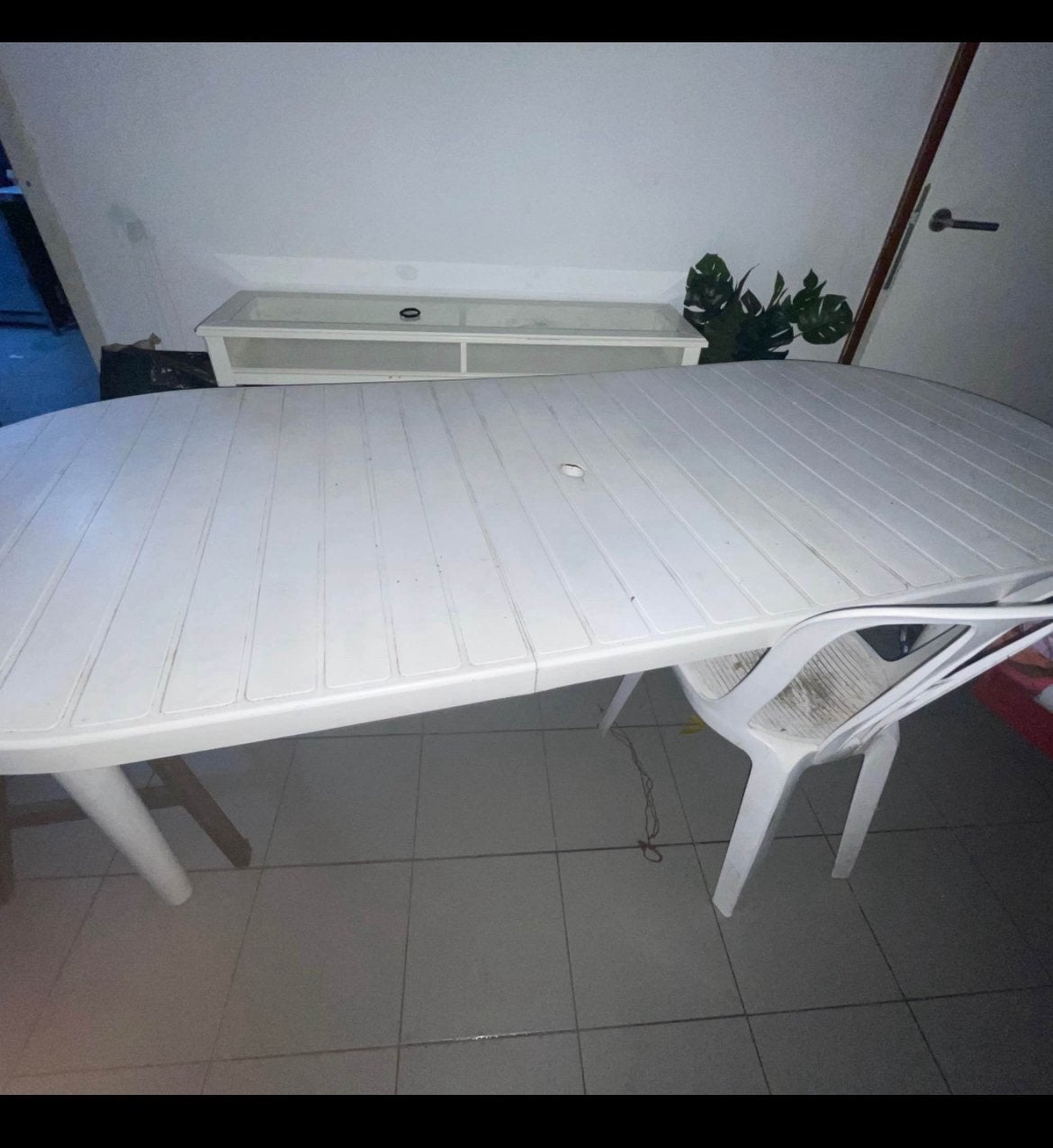 Table en plastique, Jardin & Terrasse, Enlèvement, Utilisé, Ovale, Plastique