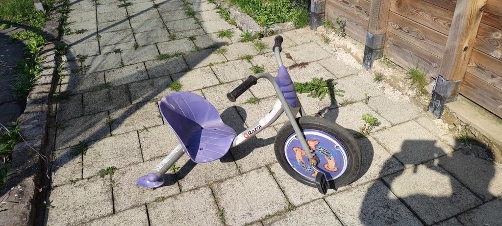 Razor RipRider 360 - Drift Trike, Vélos & Vélomoteurs, Vélos | Tricycles pour enfants, Utilisé, Enlèvement
