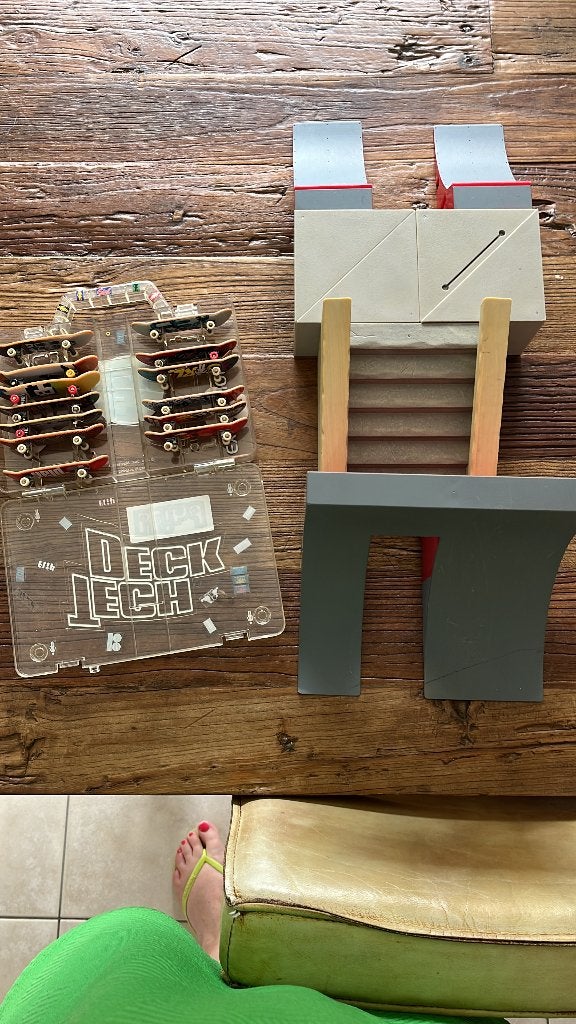 Tech Deck Fingerboard Skatepark – 12 fingerboards + rampen, Ophalen of Verzenden, Gebruikt, Overige typen