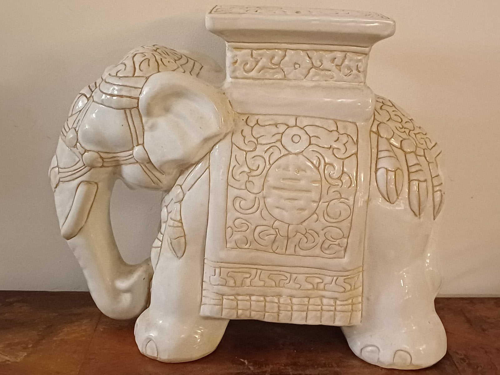Éléphant en céramique émaillée blanche vintage, Sculpture, Enlèvement ou Envoi, Pierre/céramique, Chine