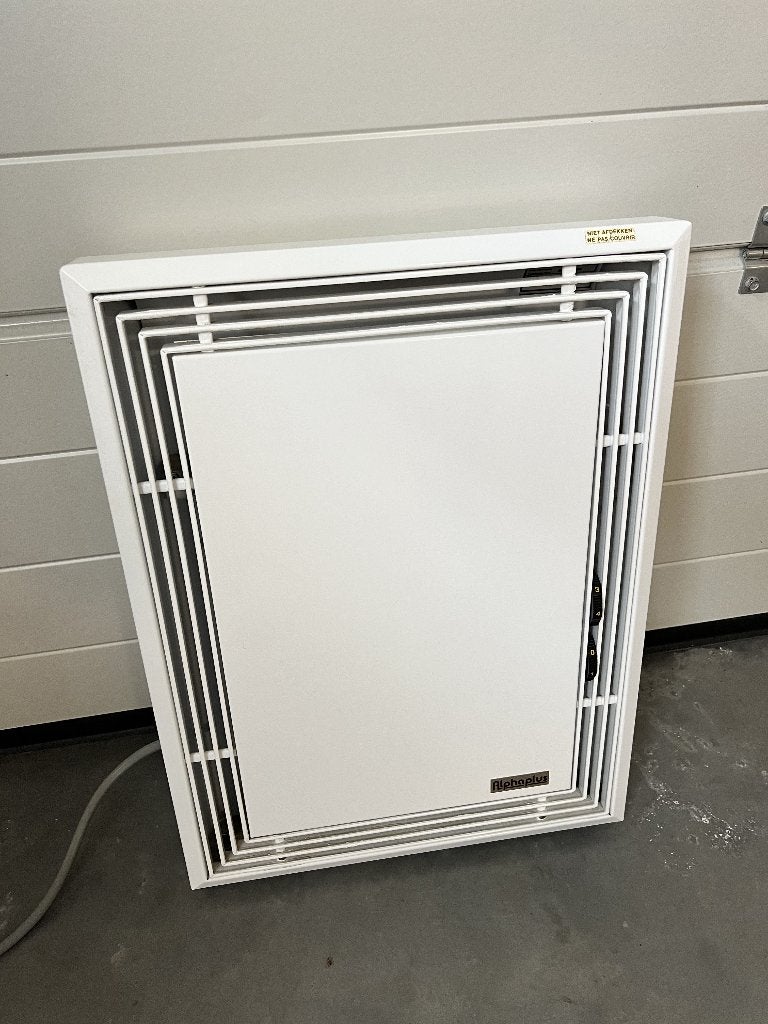 Muurconvector Alphaplus Type: LSB30, Hoog rendement (Hr), Zo goed als nieuw, 800 watt of meer, Ophalen