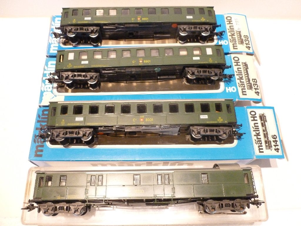 TRAINS HO, Wisselstroom, Wagon, Ophalen of Verzenden, Zo goed als nieuw