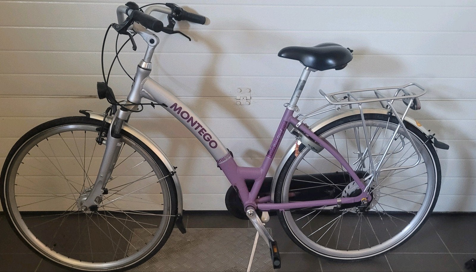 Vélo pour femme adulte, bon état, Enlèvement
