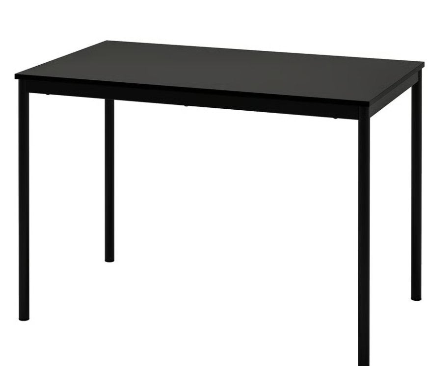 SANDSBERG tafel met 4 stoelen., Huis en Inrichting, Ophalen, Zo goed als nieuw