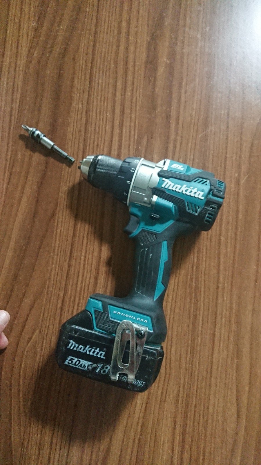 makmakita ta klopboormachine, Ophalen of Verzenden
