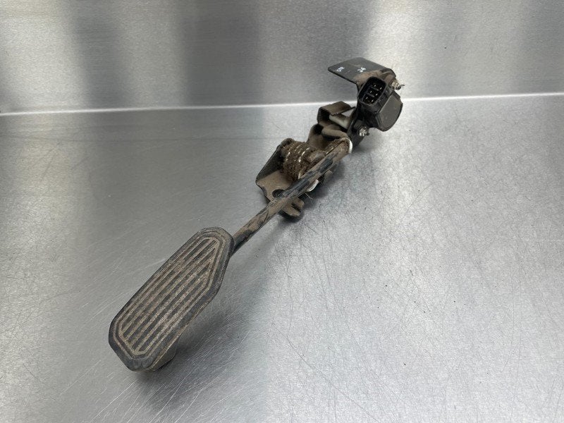 PEDALE D'ACCELERATEUR HiAce II (|8928147010|1983003011|), Utilisé, Toyota