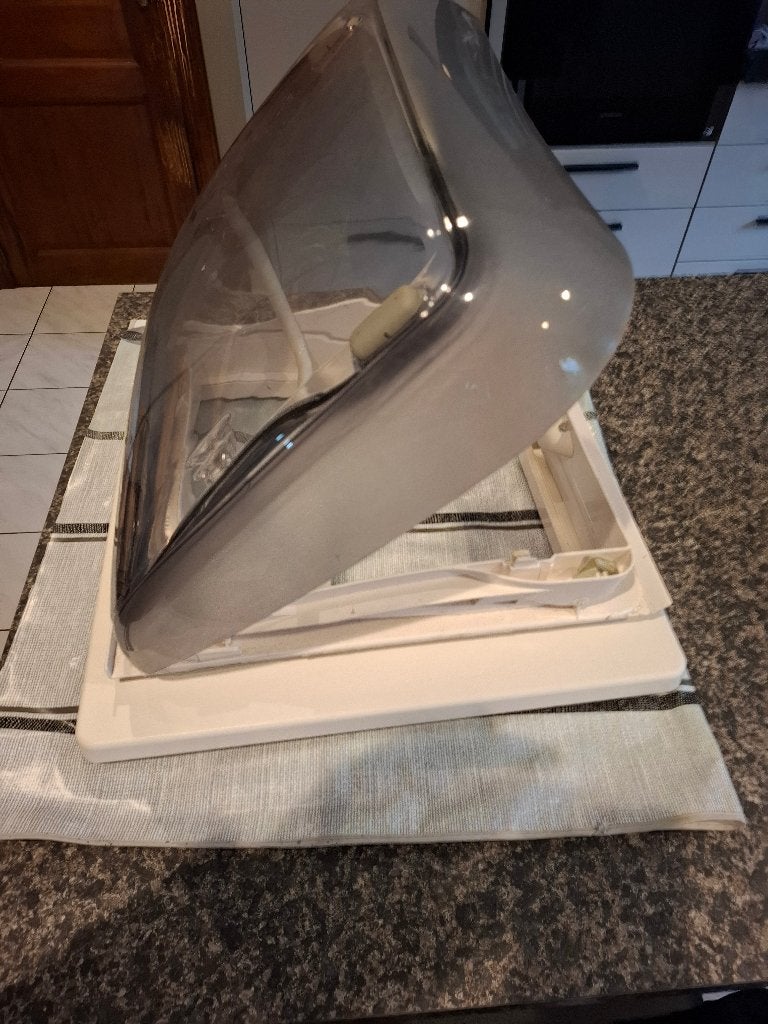 Kampeer materiaal, Ophalen