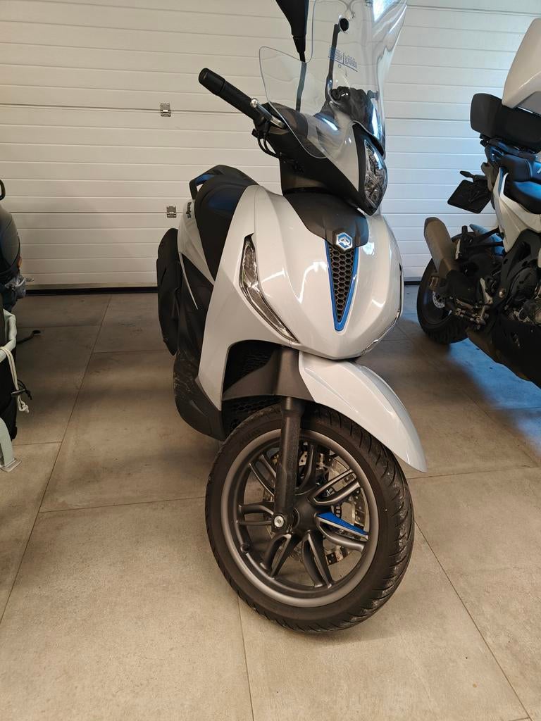 Piaggio Beverly S 400 Hpe, Ophalen, Piaggio