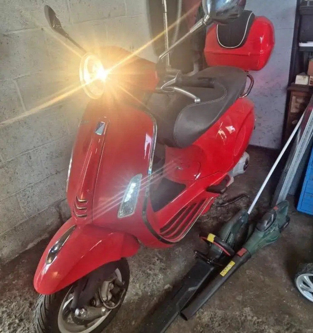 Vespa 125cc, Vélos & Vélomoteurs, Scooters | Vespa, Enlèvement ou Envoi