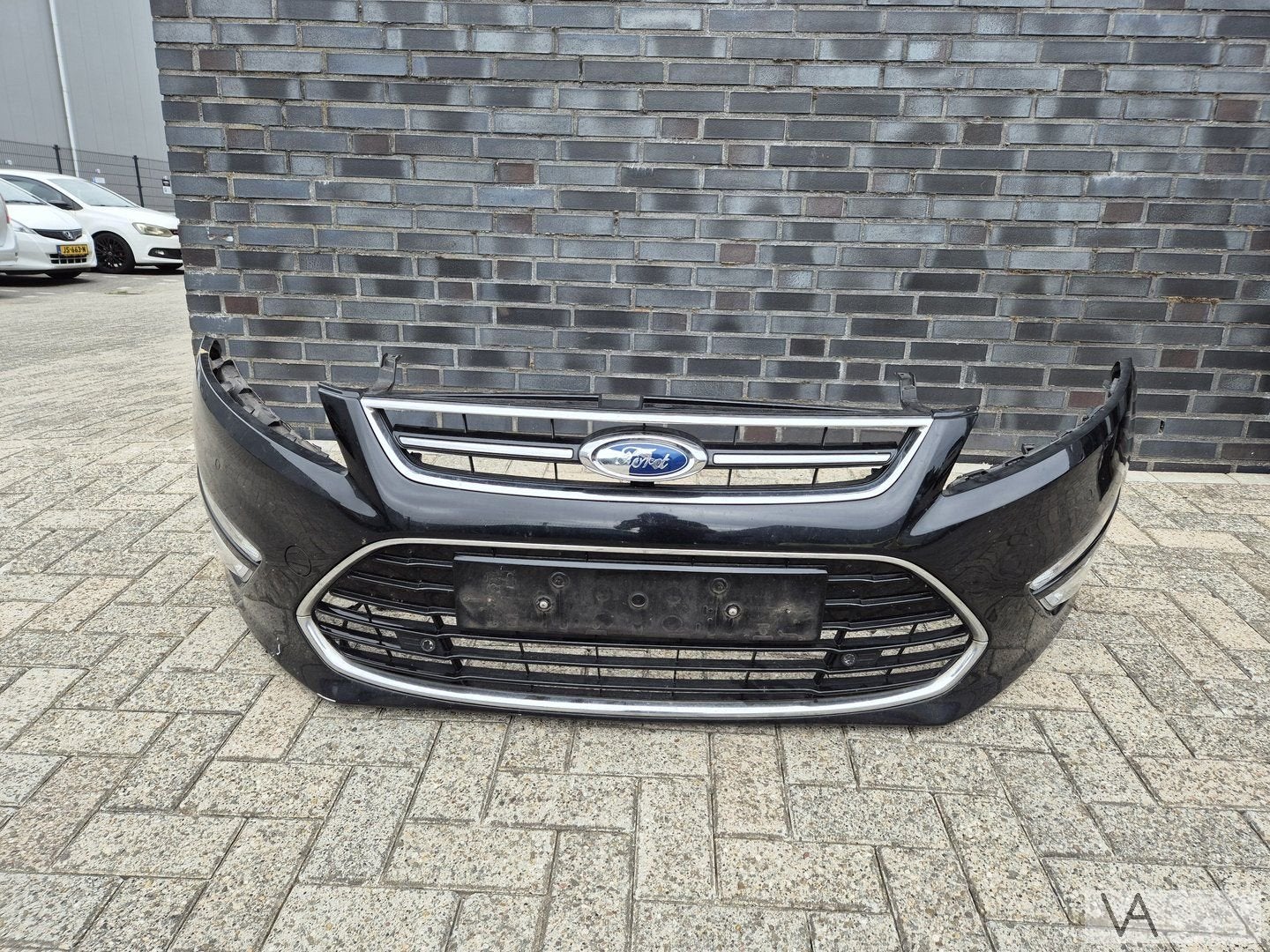 Ford Mondeo 4 2011 - 2015 voorbumper met pdc FACELIFT €250, -, -, Avant, -