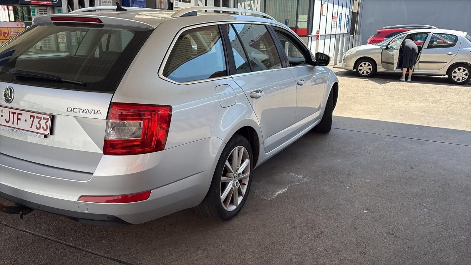 skoda octavia 1.6TDI Top staat Gekeurd, Auto's, Bedrijf, Octavia, Te koop, Open dak