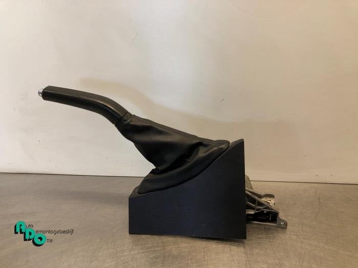 Levier frein à main d'un Volvo V40 (V40 12-), -, 3 mois de garantie, -, -