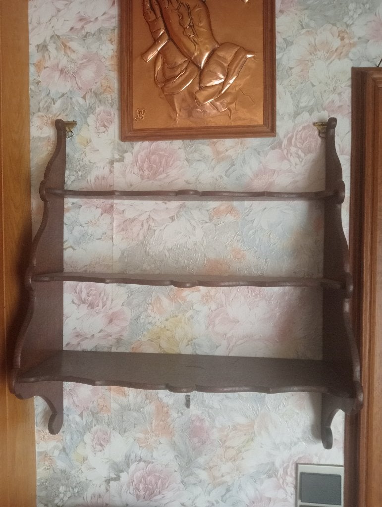 Vintage wandrek in donker notenhout, Huis en Inrichting, Ophalen, Zo goed als nieuw, Etagère, Hout